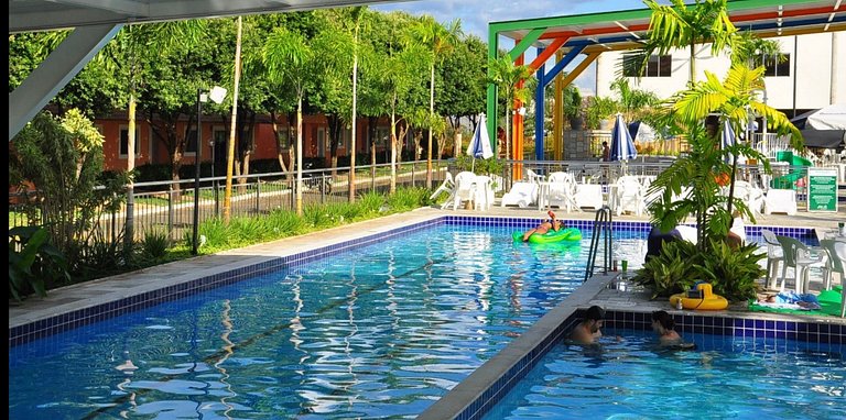 diRoma Fiori | Piscina e lazer garantido
