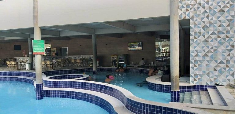 diRoma Fiori | Piscina e lazer garantido