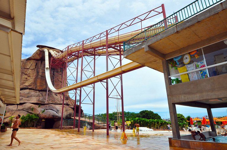 Piazza diRoma | Entrada Grátis Acqua Park | Piscinas + Confo