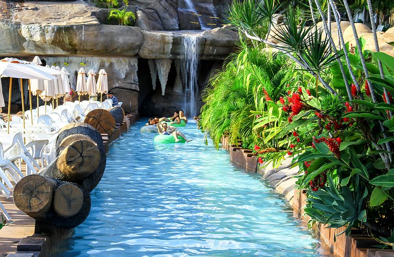 Piazza diRoma | Entrada Grátis Acqua Park | Piscinas + Confo
