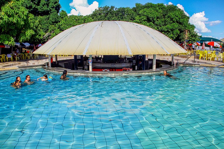 Piazza diRoma | Entrada Grátis Acqua Park | Piscinas + Confo
