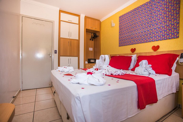 diRoma Fiori | Piscina e lazer garantido