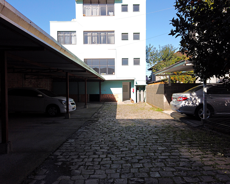 Central, conforto e praticidade com garagem
