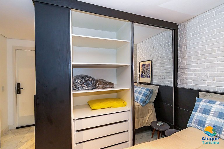 Seventh Avenue - 2811