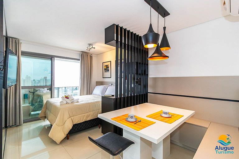 Seventh Avenue - 2508